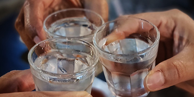 高粱酒濃度越高越好？破解10大喝高粱常見問題＋3款高粱酒推薦